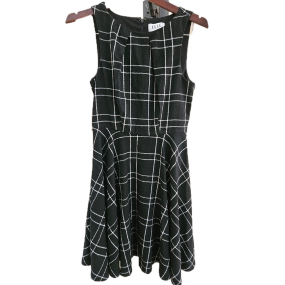 Elle Windowpane Plaid Blaxk Check Fit & Flare Sleeveless Midi Dress-Size 4